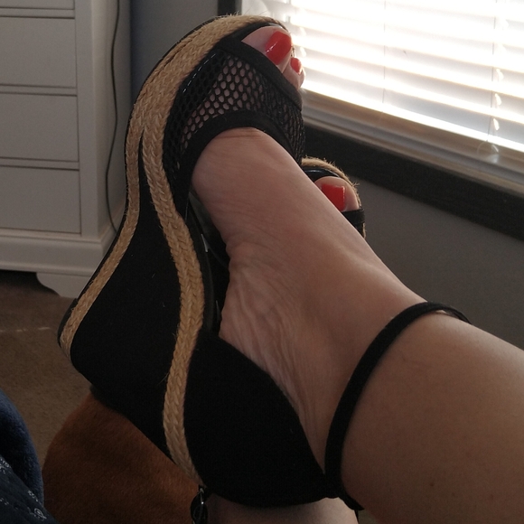 ELLE Espadrille Platform Wedge Sandals - Picture 6 of 6